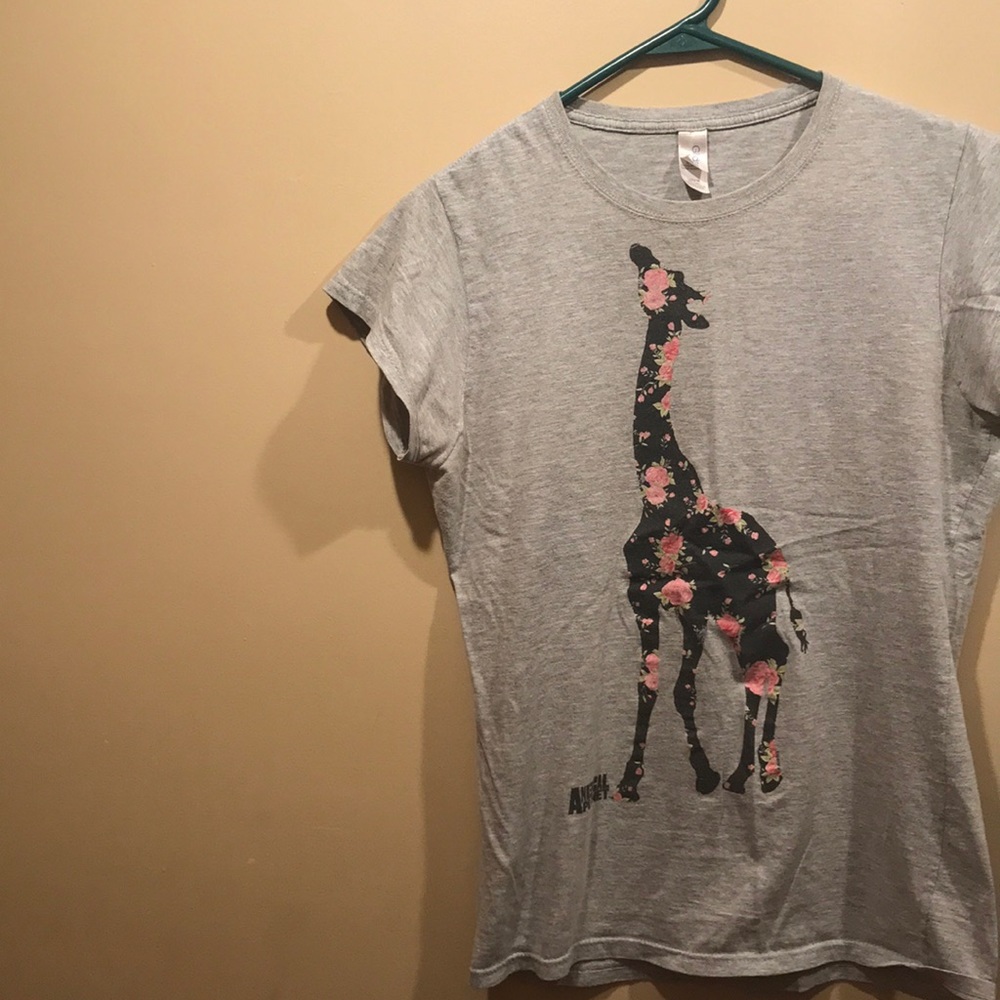 Giraffe Tee